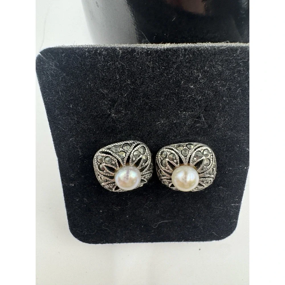 Vintage‎ Sterling Silver Marcasite Mabe Pearl Stud Earrings 925 Elegant